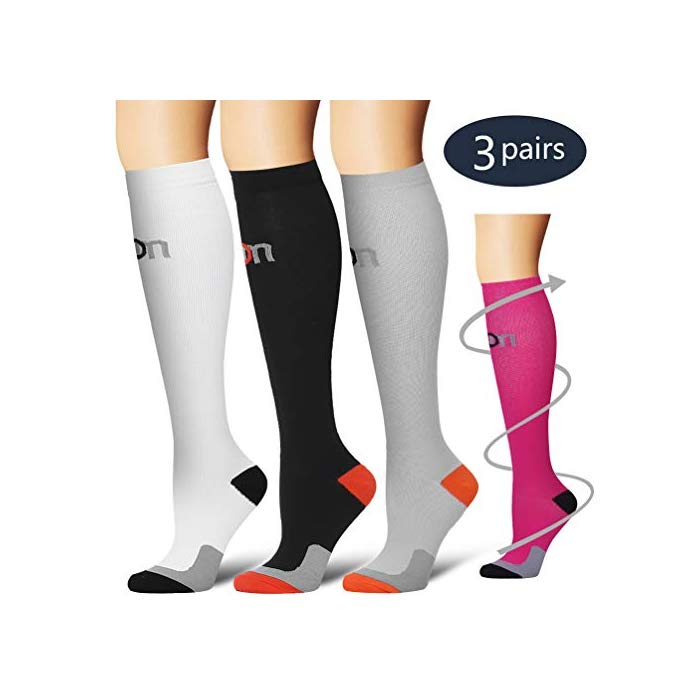 11 Best Compression Socks to Wear During Pregnancy