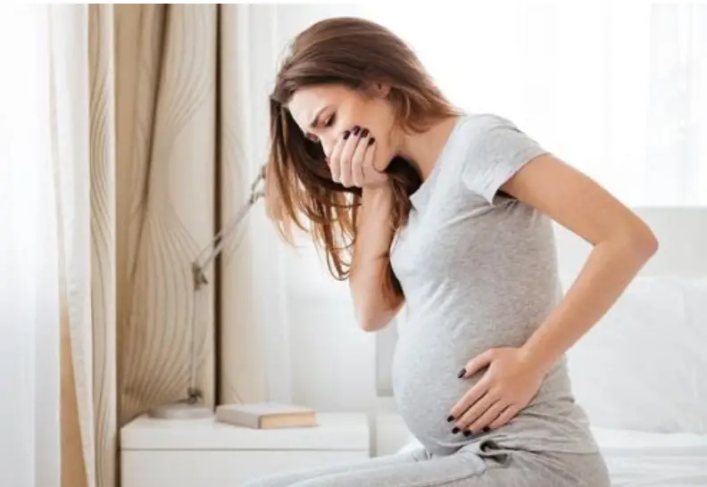 How to Manage and Treat Nausea and Vomiting During Pregnancy  Mommy ...