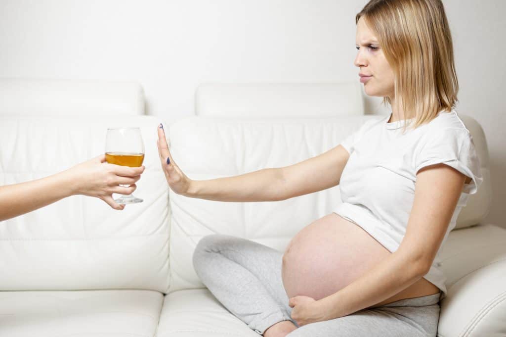 New research links alcohol intake in early weeks of pregnancy to ...