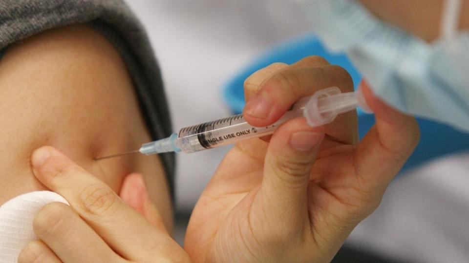 Pregnant Hongkongers urged to get whooping cough vaccine ...